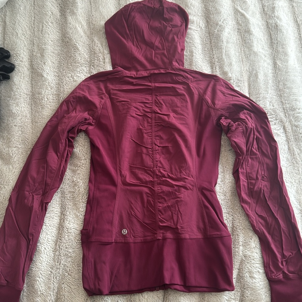 Lululemon Jacket - Picture 2 of 3